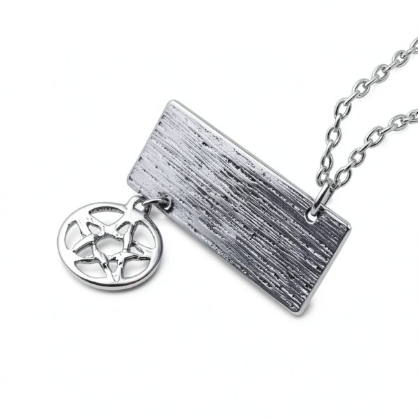 Collana XJruixi in lega lucida design unico-5
