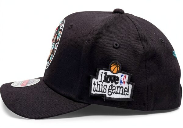 Cappellino Snapback Mitchell & Ness Vancouver Grizzlies Rosso Nero-1